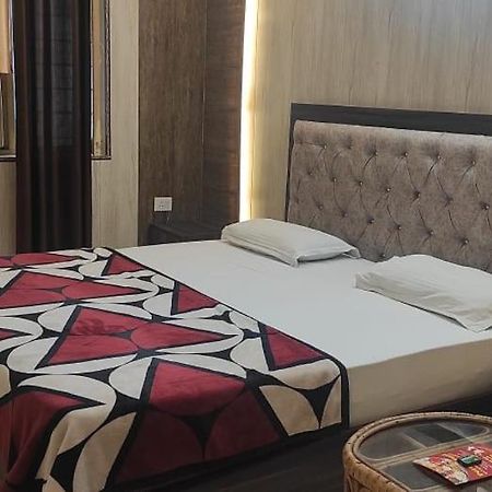 Hotel Shiv Ganga Rishīkesh Esterno foto