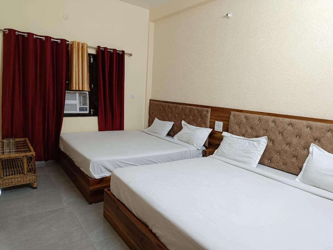 Hotel Shiv Ganga Rishīkesh Esterno foto