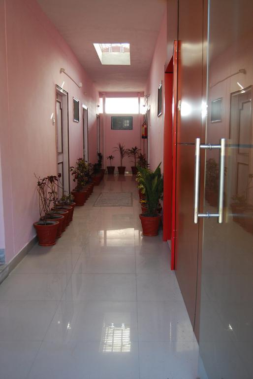 Hotel Shiv Ganga Rishīkesh Esterno foto
