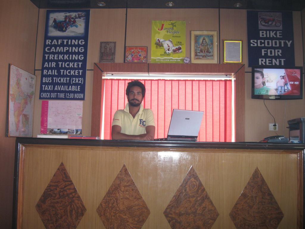 Hotel Shiv Ganga Rishīkesh Esterno foto